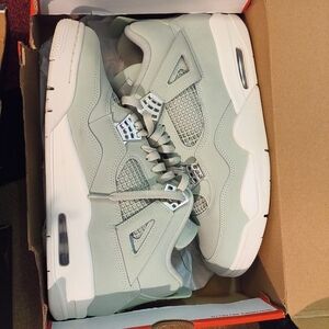 Jordan Sneakers in Special Edition Mint Green